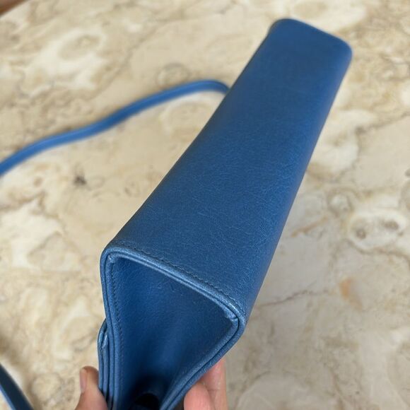 NWOT Matt & Nat DREWLG Large Vegan Crossbody Bag- Vintage Blue - Picture 9 of 16